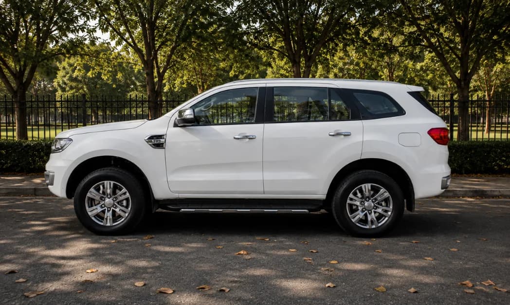 Ford Endeavour exterior view 1