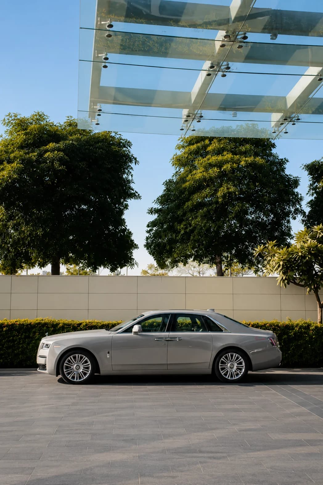 Rolls-Royce Ghost II exterior view 1