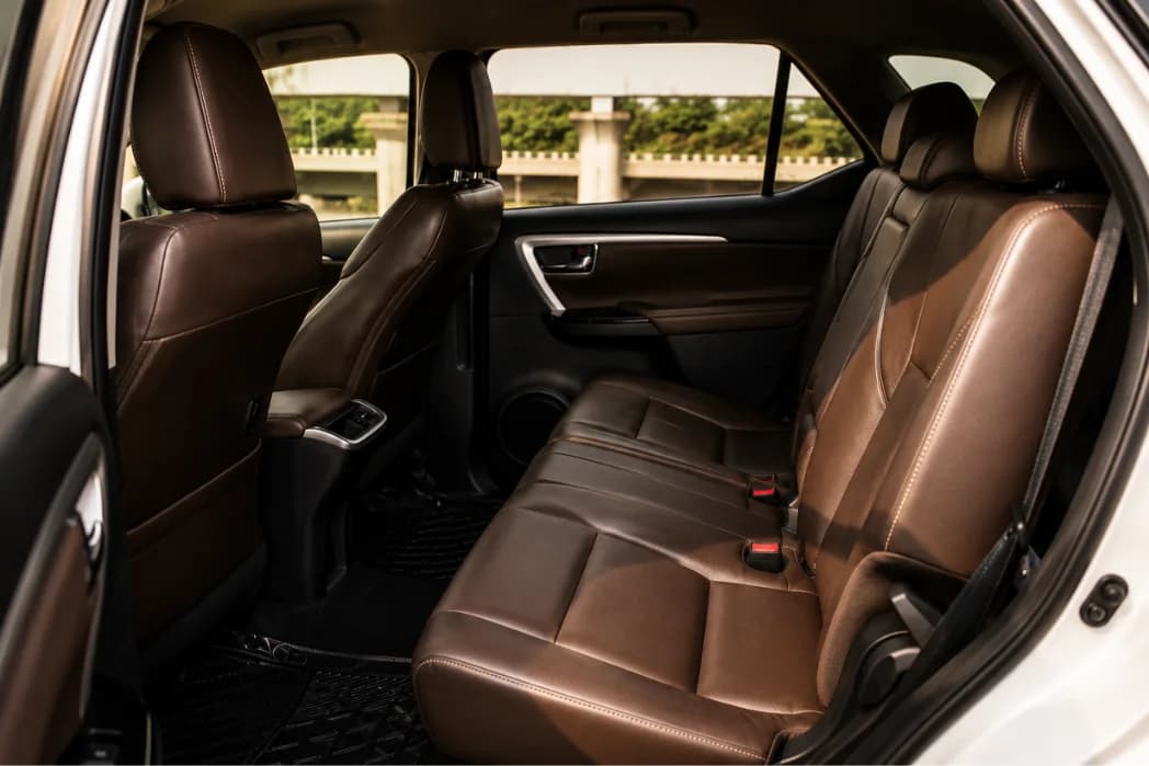 Toyota Fortuner (White) cabin interior 1