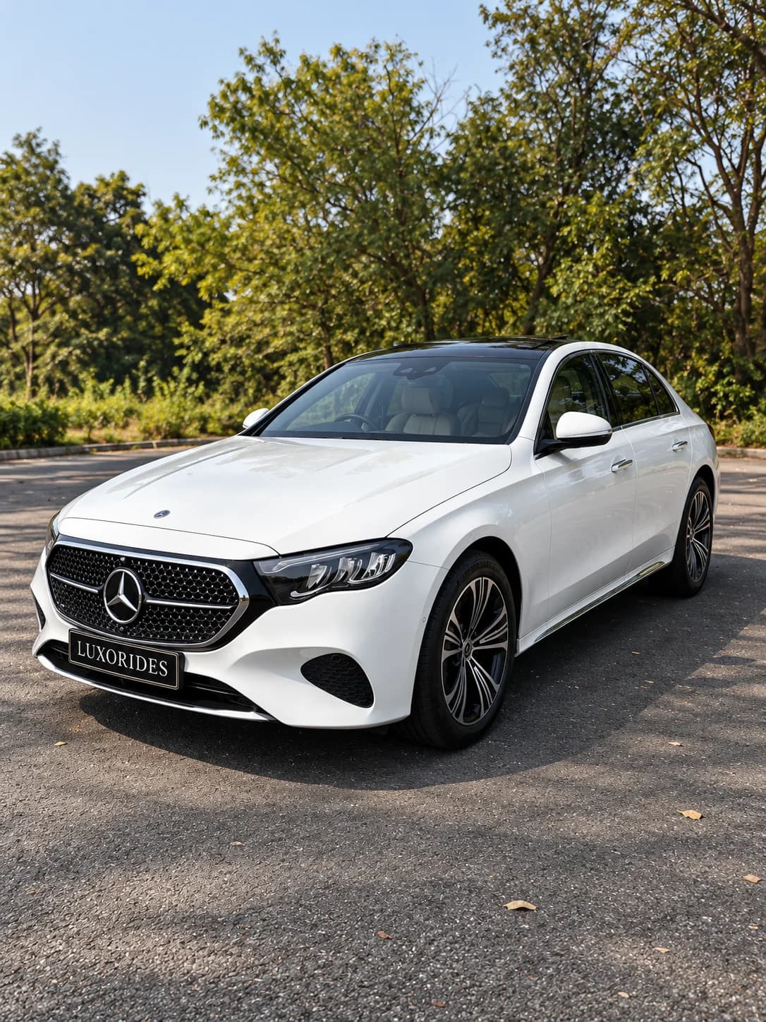 Mercedes-Benz E-Class wedding car exterior