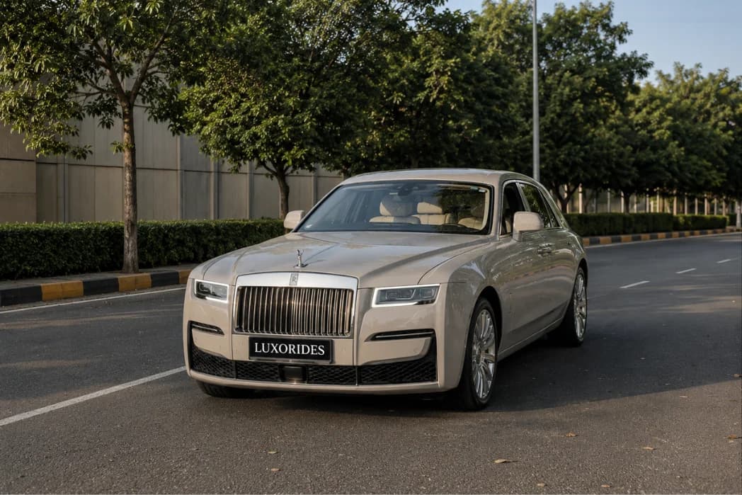 Rolls-Royce Ghost II wedding car exterior